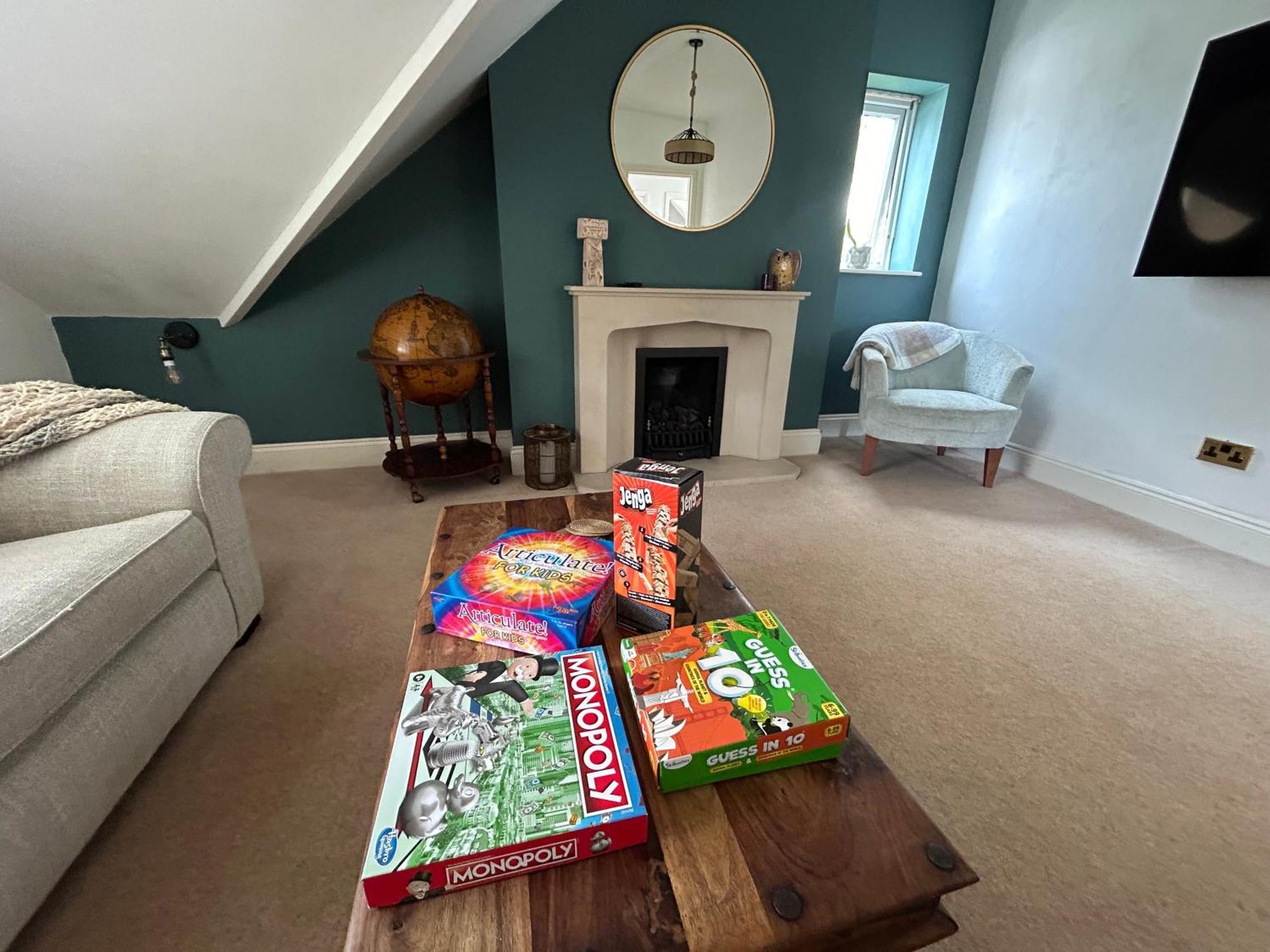 Seaside Rentals Bournemouth - 2Br, Upto 6Ppl, Beach 3 Min Walk, Dogs Ok, Wifi, Park 2 Cars Dış mekan fotoğraf